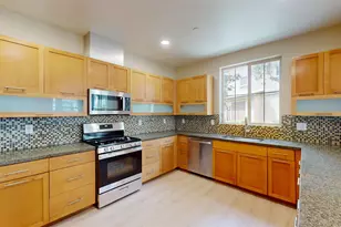 10710 Canyon Grove Trail, San Diego, CA 92130 - Photo 5