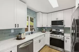 7875 Bellakaren Pl, La Jolla, CA 92037 - Photo 57