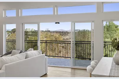  7875 Bellakaren Pl, La Jolla, CA 92037 - Photo 9