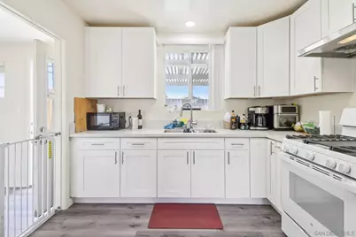  1055 11th, Imperial Beach, CA 91932 - Photo 3
