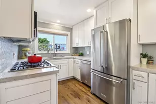 6321 Celia Vista Dr, San Diego, CA 92115 - Photo 11