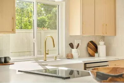  6759 Paseo Del Vista, Carlsbad, CA 92009 - Photo 9