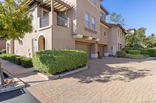 2702 Piantino Cir, San Diego, CA 92108 - Photo 27