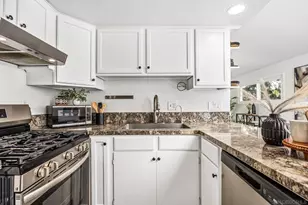 2251 Famosa Blvd, San Diego, CA 92107 - Photo 9