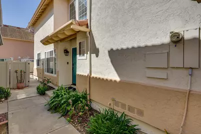  1772 Promenade Cir, Vista, CA 92083 - Photo 23