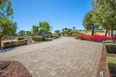  2736 Ortega Rd, Ramona, CA 92065 - Photo 3
