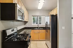 4615 Pico, San Diego, CA 92109 - Photo 11