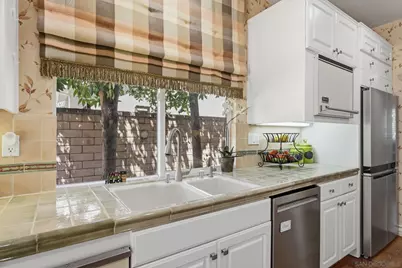 2449 Pine Valley Glen, Escondido, CA 92026 - Photo 11