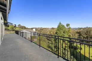 7875 Bellakaren Pl, La Jolla, CA 92037 - Photo 35