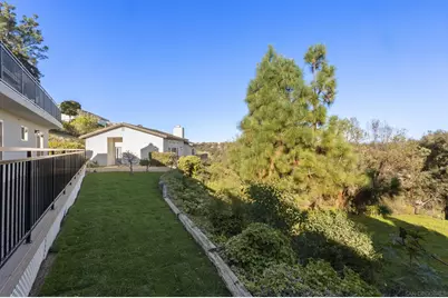  7875 Bellakaren Pl, La Jolla, CA 92037 - Photo 59