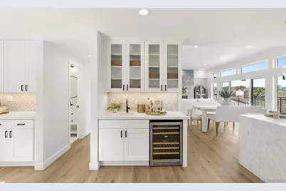  7875 Bellakaren Pl, La Jolla, CA 92037 - Photo 23