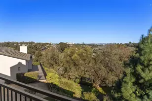 7875 Bellakaren Pl, La Jolla, CA 92037 - Photo 39