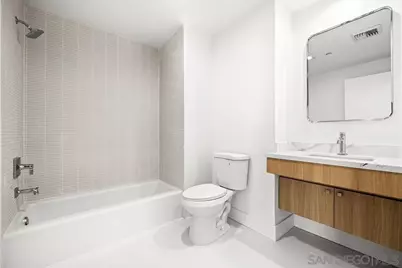  801 Ash St #402, San Diego, CA 92101 - Photo 21