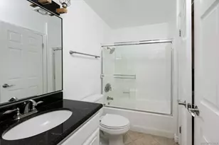 9949 Erma Rd, San Diego, CA 92131 - Photo 33