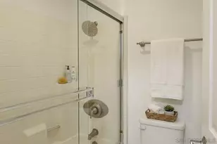 9949 Erma Rd, San Diego, CA 92131 - Photo 27