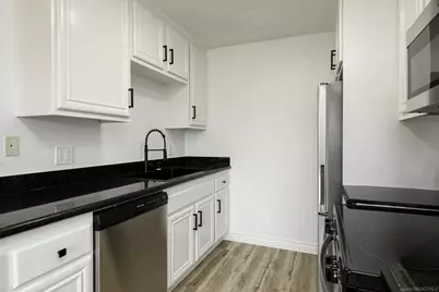  9949 Erma Rd #203, San Diego, CA 92131 - Photo 17