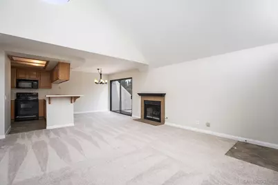  11875 Caminito Ronaldo #205, San Diego, CA 92128 - Photo 3