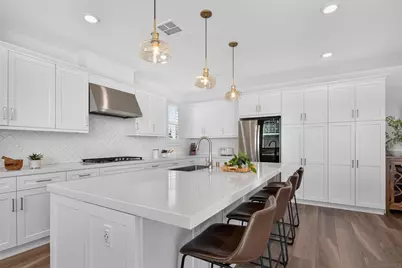  6617 Spartina Ct, Carlsbad, CA 92011 - Photo 7