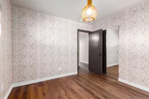 1880 Catalina Blvd, San Diego, CA 92107 - Photo 11