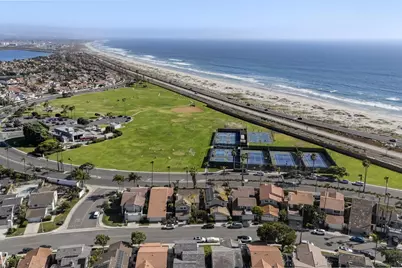  25 Green Turtle Rd, Coronado, CA 92118 - Photo 45