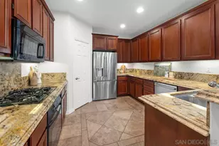 2734 Piantino, San Diego, CA 92108 - Photo 7