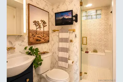  8314 Somerset Ranch Rd #Unit: A, Paramount, CA 90723 - Photo 7