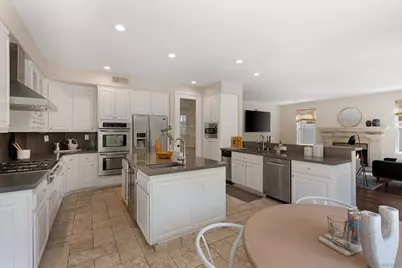  1405 Cressa Ct, Carlsbad, CA 92011 - Photo 3