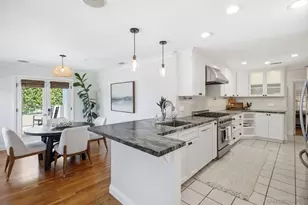 314 Glorietta Pl, Coronado, CA 92118 - Photo 7