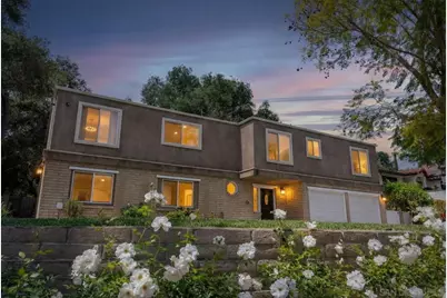  28108 Mountain Meadow Road, Escondido, CA 92026 - Photo 3