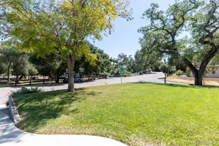 28108 Mountain Meadow Rd, Escondido, CA 92026 - Photo 17