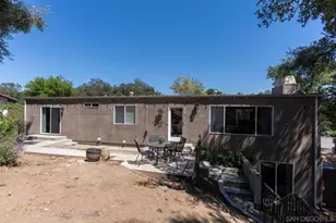 28108 Mountain Meadow Rd, Escondido, CA 92026 - Photo 35