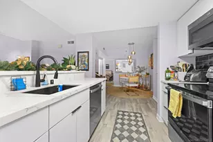 425 W Beech St, San Diego, CA 92101 - Photo 15