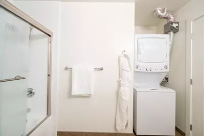  253 10th Ave #1402, San Diego, CA 92101 - Photo 37