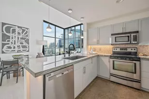 253 10th Ave, San Diego, CA 92101 - Photo 13