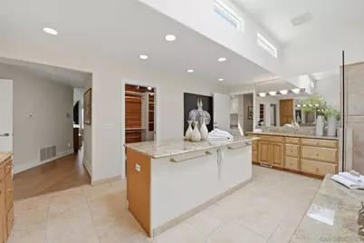  1821 Caminito Monrovia, La Jolla, CA 92037 - Photo 17