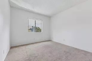 10406 Caminito Rimini, San Diego, CA 92129 - Photo 17