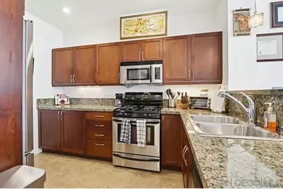  530 K St #1017, San Diego, CA 92101 - Photo 5