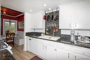 13815 Johannesberg Dr, Poway, CA 92064 - Photo 9