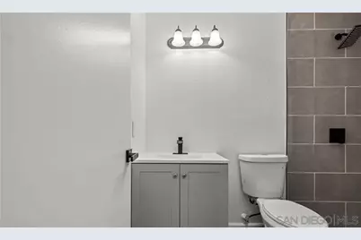  37130 Casa Verde Dr, Palmdale, CA 93550 - Photo 5