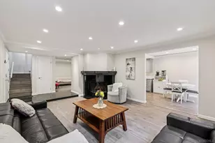 8870 Caminito Primavera, La Jolla, CA 92037 - Photo 5