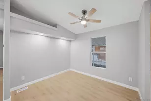 450 E Bradley, El Cajon, CA 92021 - Photo 25