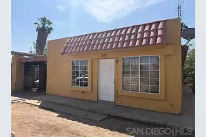  200 Lopez Ct, Calexico, CA 92231 - Photo 11
