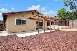 1350 Dos Hermanos Glen, Escondido, CA 92027 - Photo 15