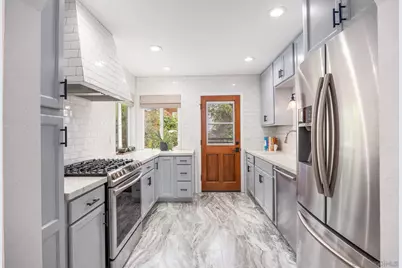  2449 Manchester Ave, Cardiff by the Sea, CA 92007 - Photo 15