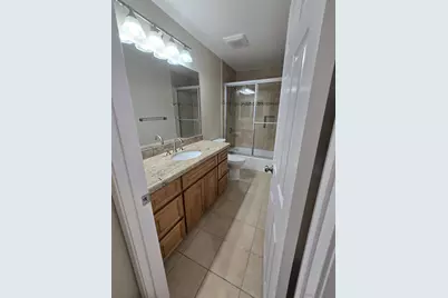  4044 Loma Riviera Cir, San Diego, CA 92110 - Photo 35