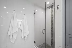 700 W E St, San Diego, CA 92101 - Photo 33