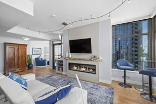 700 W E St, San Diego, CA 92101 - Photo 25