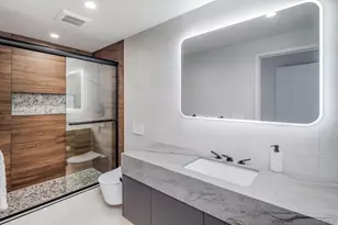 2035 Evergreen St, San Diego, CA 92106 - Photo 23