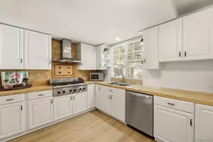 1949 Clover Way, Escondido, CA 92026 - Photo 19