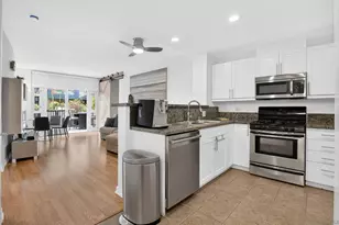 530 K, San Diego, CA 92101 - Photo 1